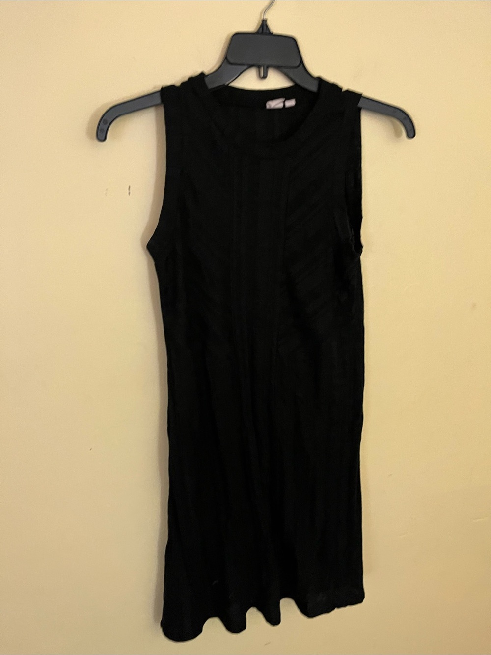 GAP Black Sleeveless Midi Knit Dress